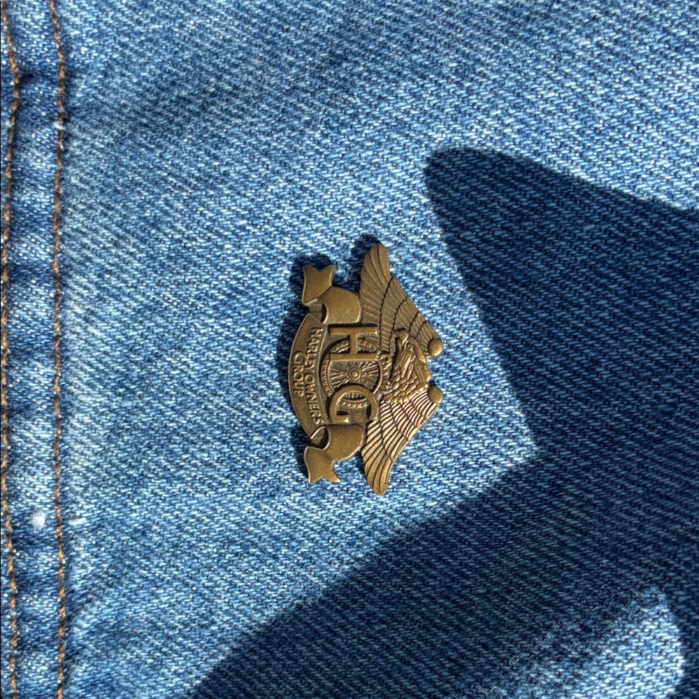 Authentic Harley-Davidson Blue Denim Jacket, Size M with pin included - Picture 13 of 14